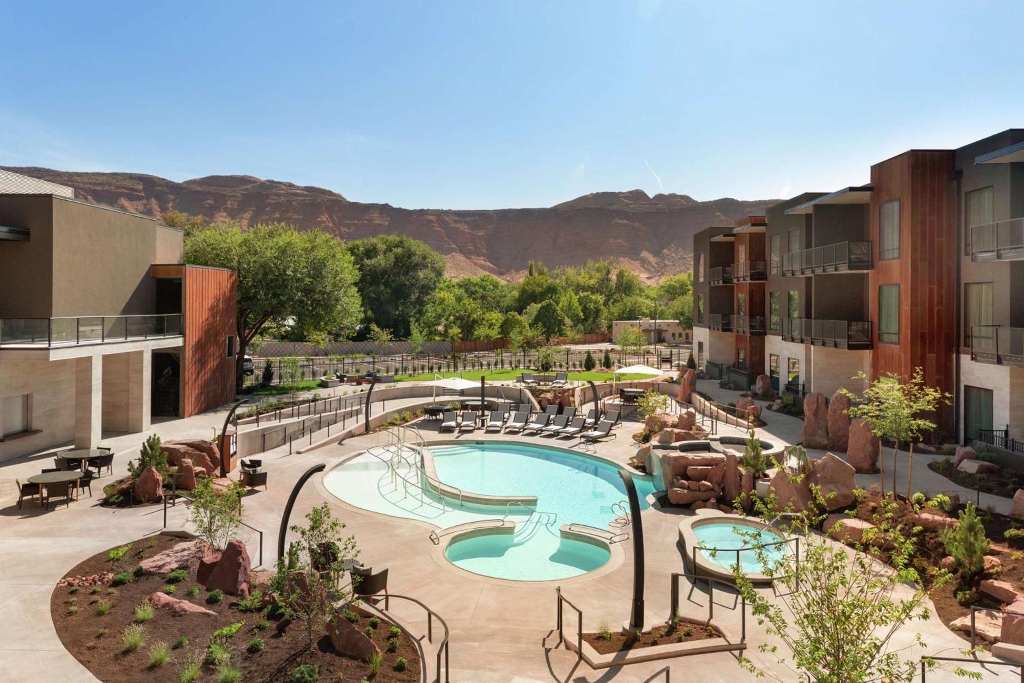 Hoodoo Moab, Curio Collection By Hilton Hotel Kültér fotó